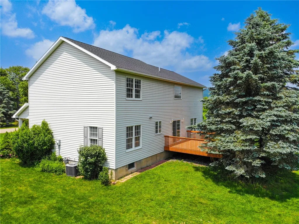 106 Woodsview, Erwin, New York 14870, Erwin, New York 14870, 4 Bedrooms Bedrooms, 11 Rooms Rooms,3 BathroomsBathrooms,Residential,Closed,106 Woodsview, Erwin, New York 14870,0,R1611543