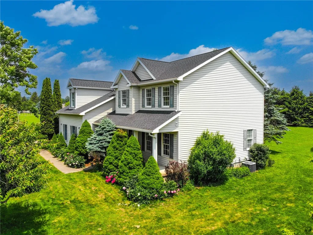 106 Woodsview, Erwin, New York 14870, Erwin, New York 14870, 4 Bedrooms Bedrooms, 11 Rooms Rooms,3 BathroomsBathrooms,Residential,Closed,106 Woodsview, Erwin, New York 14870,0,R1611543