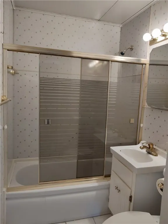 15 Douglas Drive, Waterloo, New York 13165, Waterloo, New York 13165, 2 Bedrooms Bedrooms, 6 Rooms Rooms,1 BathroomBathrooms,Residential,Closed,15 Douglas Drive, Waterloo, New York 13165,0,R1614752