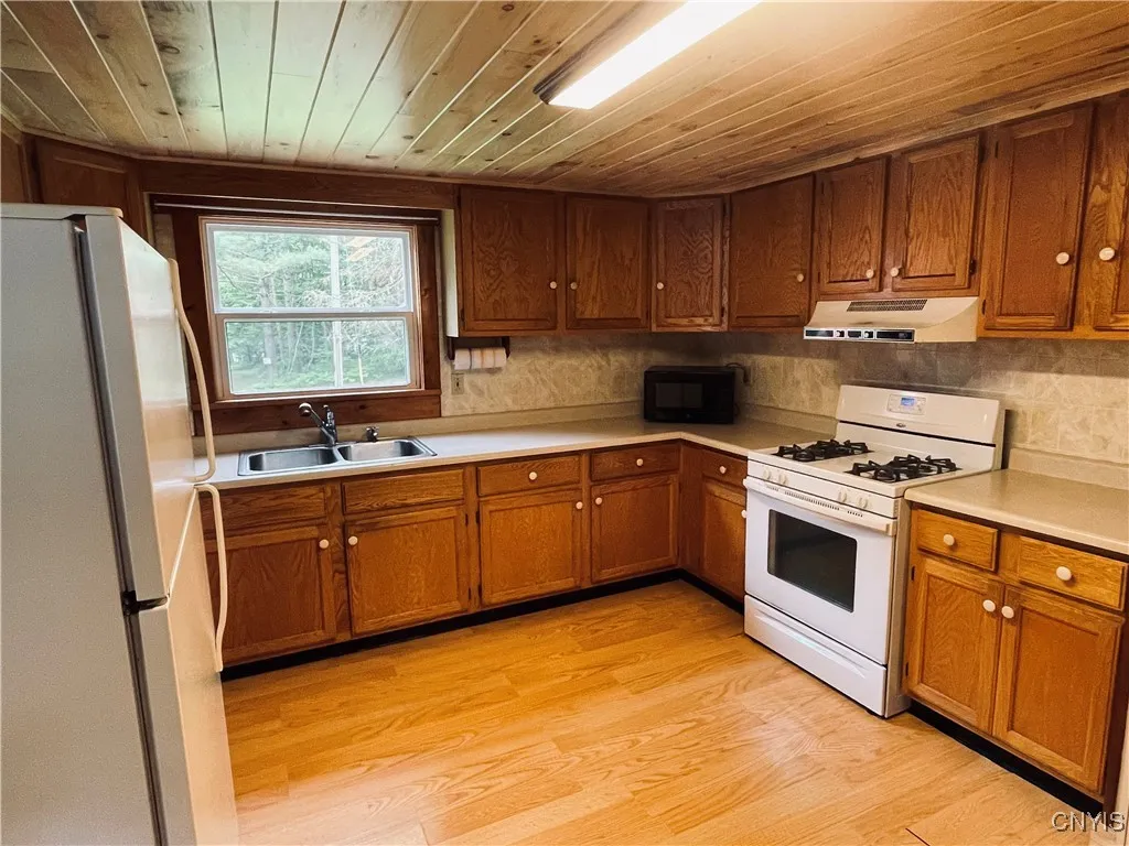 8054 Sand Pond Road, Greig, New York 13343, Greig, New York 13343, 2 Bedrooms Bedrooms, 7 Rooms Rooms,2 BathroomsBathrooms,Residential,Closed,8054 Sand Pond Road, Greig, New York 13343,0,S1614521