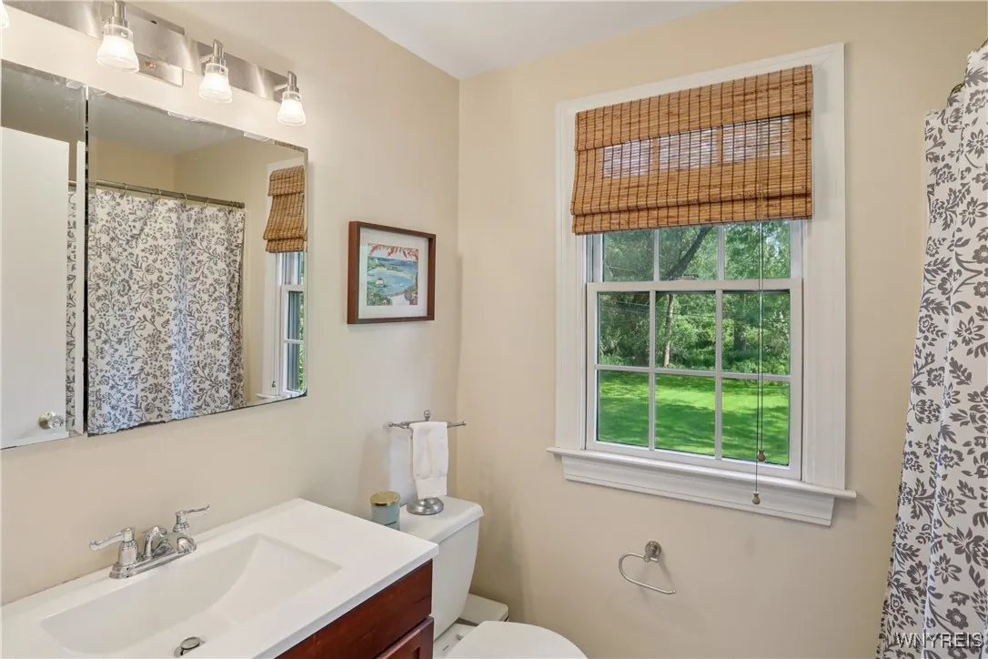 20 Willowbrook Drive, Amherst, New York 14221, Amherst, New York 14221, 3 Bedrooms Bedrooms, 7 Rooms Rooms,2 BathroomsBathrooms,Residential,Closed,20 Willowbrook Drive, Amherst, New York 14221,0,B1614974