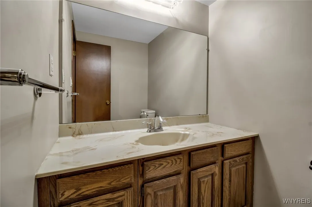 355 Randwood Drive, Amherst, New York 14221, Amherst, New York 14221, 4 Bedrooms Bedrooms, 11 Rooms Rooms,2 BathroomsBathrooms,Residential,Closed,355 Randwood Drive, Amherst, New York 14221,0,B1610377