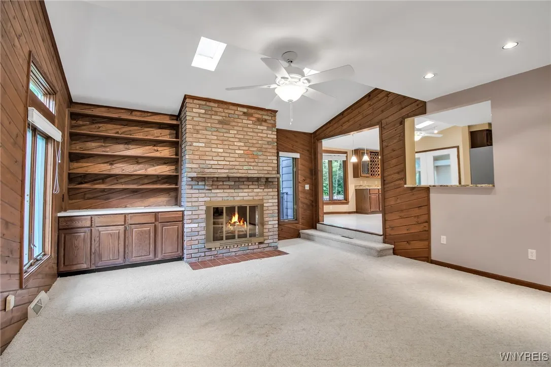 355 Randwood Drive, Amherst, New York 14221, Amherst, New York 14221, 4 Bedrooms Bedrooms, 11 Rooms Rooms,2 BathroomsBathrooms,Residential,Closed,355 Randwood Drive, Amherst, New York 14221,0,B1610377