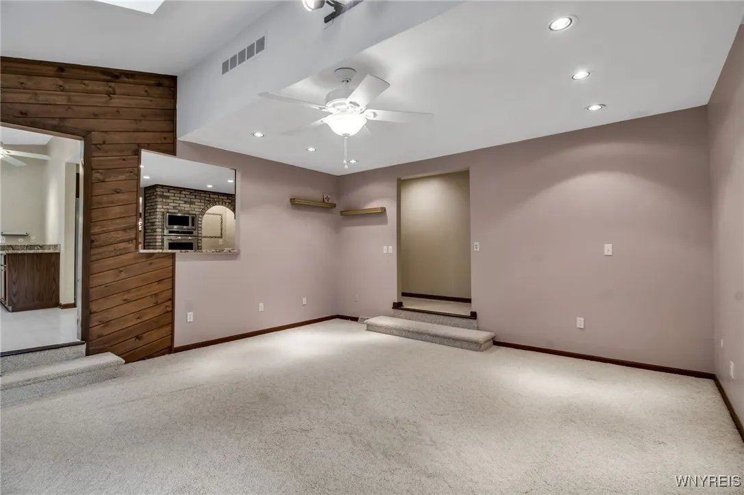 355 Randwood Drive, Amherst, New York 14221, Amherst, New York 14221, 4 Bedrooms Bedrooms, 11 Rooms Rooms,2 BathroomsBathrooms,Residential,Closed,355 Randwood Drive, Amherst, New York 14221,0,B1610377