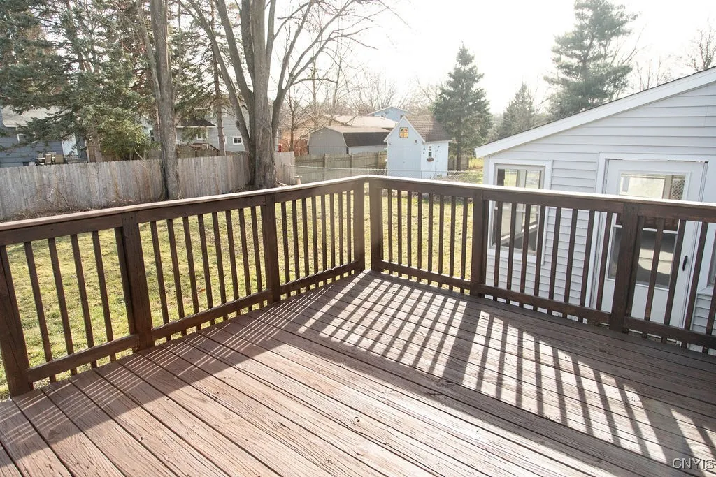 4114 Wetzel Road, Clay, New York 13090, Clay, New York 13090, 3 Bedrooms Bedrooms, 6 Rooms Rooms,1 BathroomBathrooms,Residential,Closed,4114 Wetzel Road, Clay, New York 13090,0,S1615033