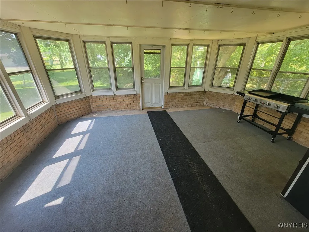 4356 Sunset Court, Lockport Town, New York 14094, Lockport Town, New York 14094, 3 Bedrooms Bedrooms, 11 Rooms Rooms,3 BathroomsBathrooms,Residential,For Sale,4356 Sunset Court, Lockport Town, New York 14094,0,B1614985