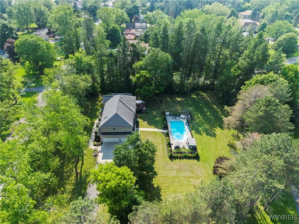 6600 Milestrip Road, Orchard Park, New York 14127, Orchard Park, New York 14127, 4 Bedrooms Bedrooms, 9 Rooms Rooms,2 BathroomsBathrooms,Residential,Closed,6600 Milestrip Road, Orchard Park, New York 14127,B1614886