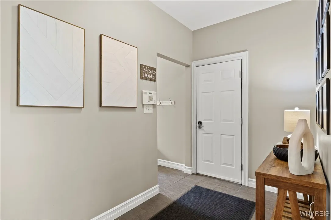 6600 Milestrip Road, Orchard Park, New York 14127, Orchard Park, New York 14127, 4 Bedrooms Bedrooms, 9 Rooms Rooms,2 BathroomsBathrooms,Residential,Closed,6600 Milestrip Road, Orchard Park, New York 14127,B1614886