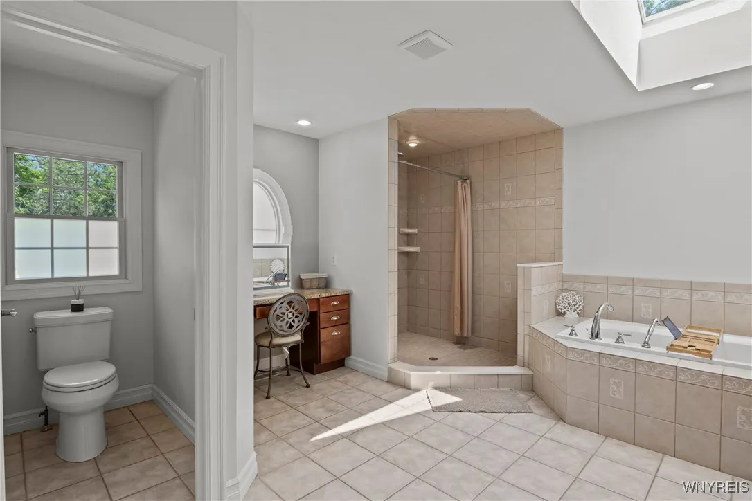 6600 Milestrip Road, Orchard Park, New York 14127, Orchard Park, New York 14127, 4 Bedrooms Bedrooms, 9 Rooms Rooms,2 BathroomsBathrooms,Residential,Closed,6600 Milestrip Road, Orchard Park, New York 14127,B1614886