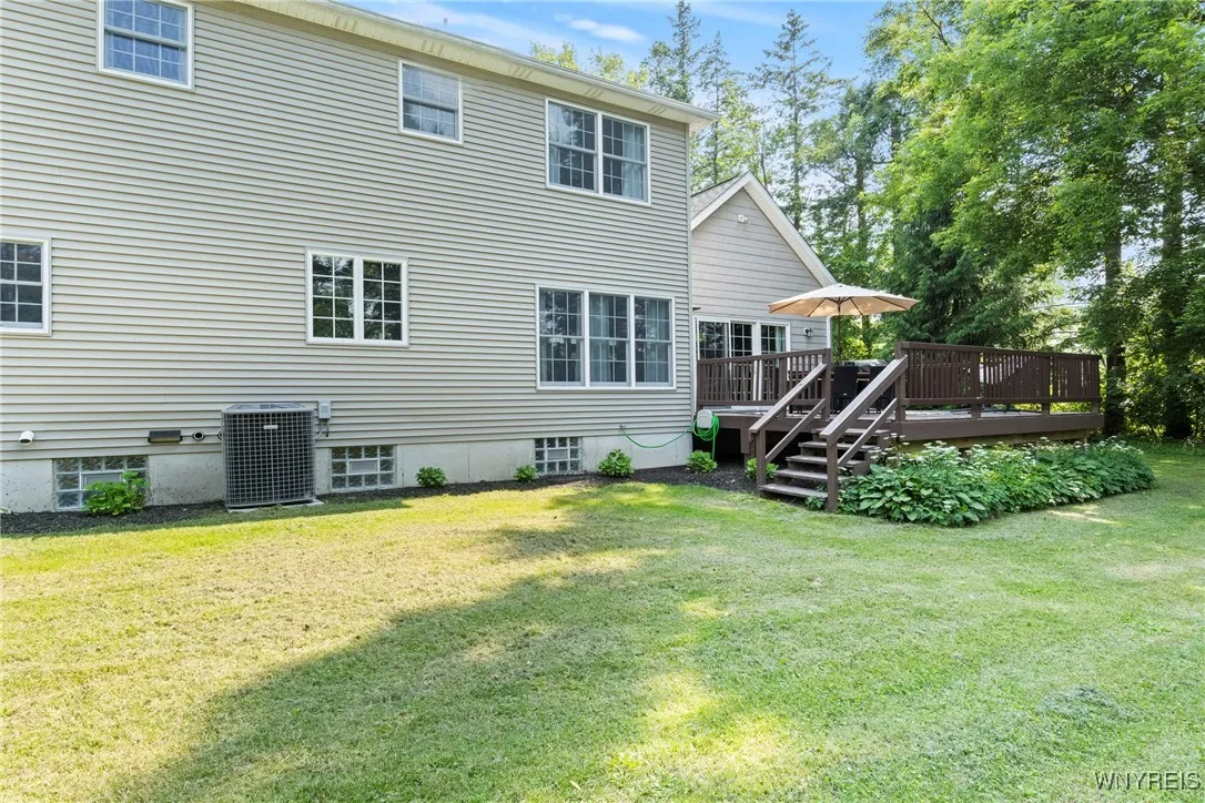 6600 Milestrip Road, Orchard Park, New York 14127, Orchard Park, New York 14127, 4 Bedrooms Bedrooms, 9 Rooms Rooms,2 BathroomsBathrooms,Residential,Closed,6600 Milestrip Road, Orchard Park, New York 14127,B1614886