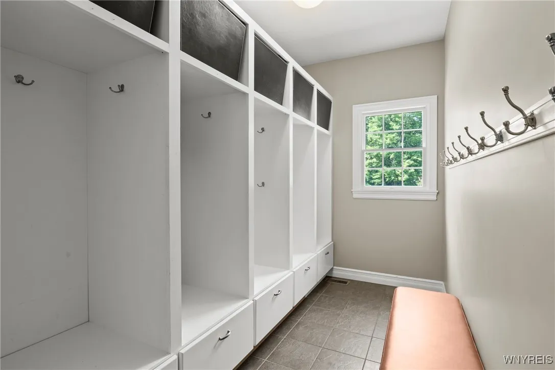 6600 Milestrip Road, Orchard Park, New York 14127, Orchard Park, New York 14127, 4 Bedrooms Bedrooms, 9 Rooms Rooms,2 BathroomsBathrooms,Residential,Closed,6600 Milestrip Road, Orchard Park, New York 14127,B1614886