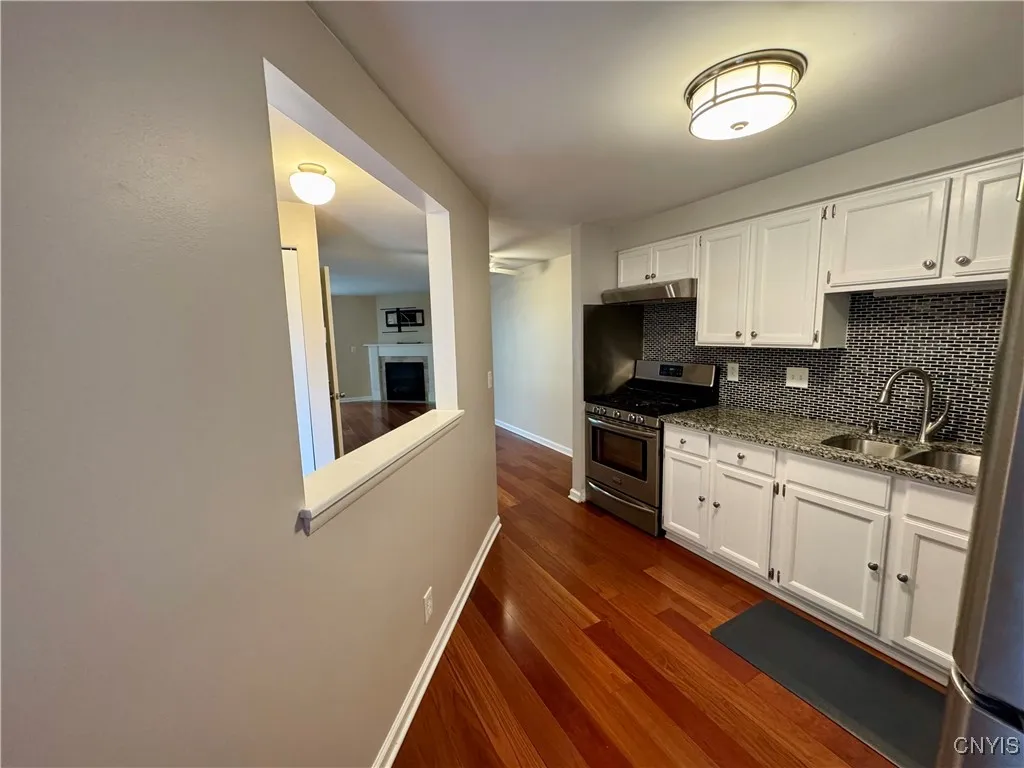 8434 Bubbling Springs Drive, Clay, New York 13027, Clay, New York 13027, 2 Bedrooms Bedrooms, 6 Rooms Rooms,1 BathroomBathrooms,Residential Lease,Closed,8434 Bubbling Springs Drive, Clay, New York 13027,S1614724