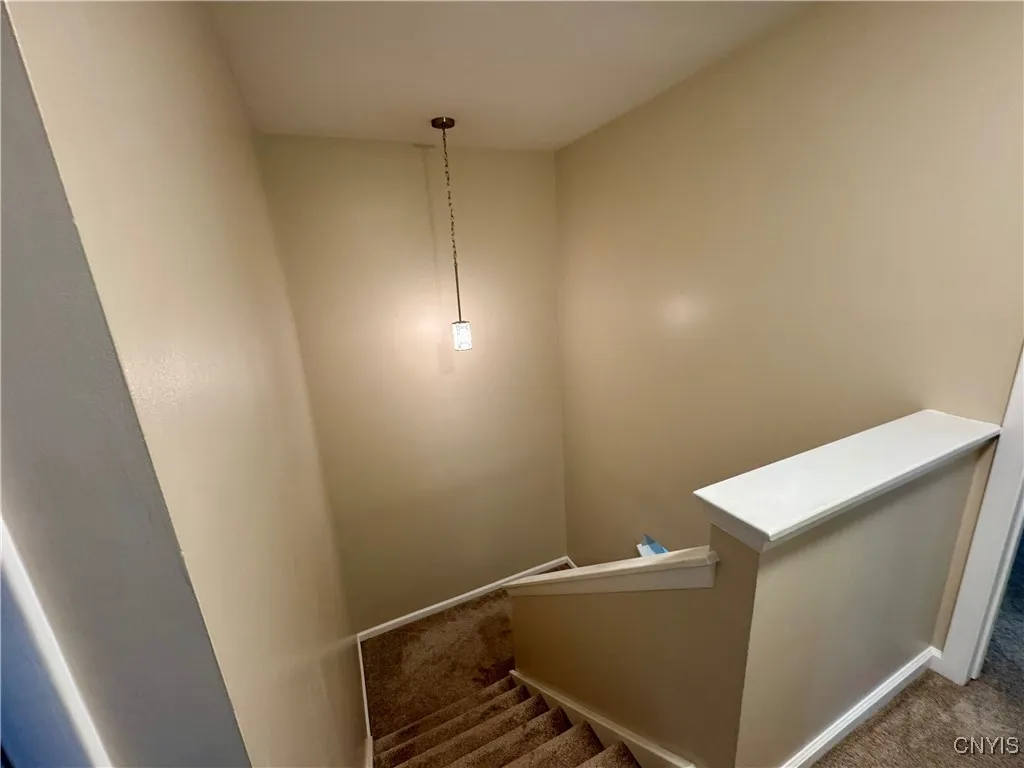 8434 Bubbling Springs Drive, Clay, New York 13027, Clay, New York 13027, 2 Bedrooms Bedrooms, 6 Rooms Rooms,1 BathroomBathrooms,Residential Lease,Closed,8434 Bubbling Springs Drive, Clay, New York 13027,S1614724
