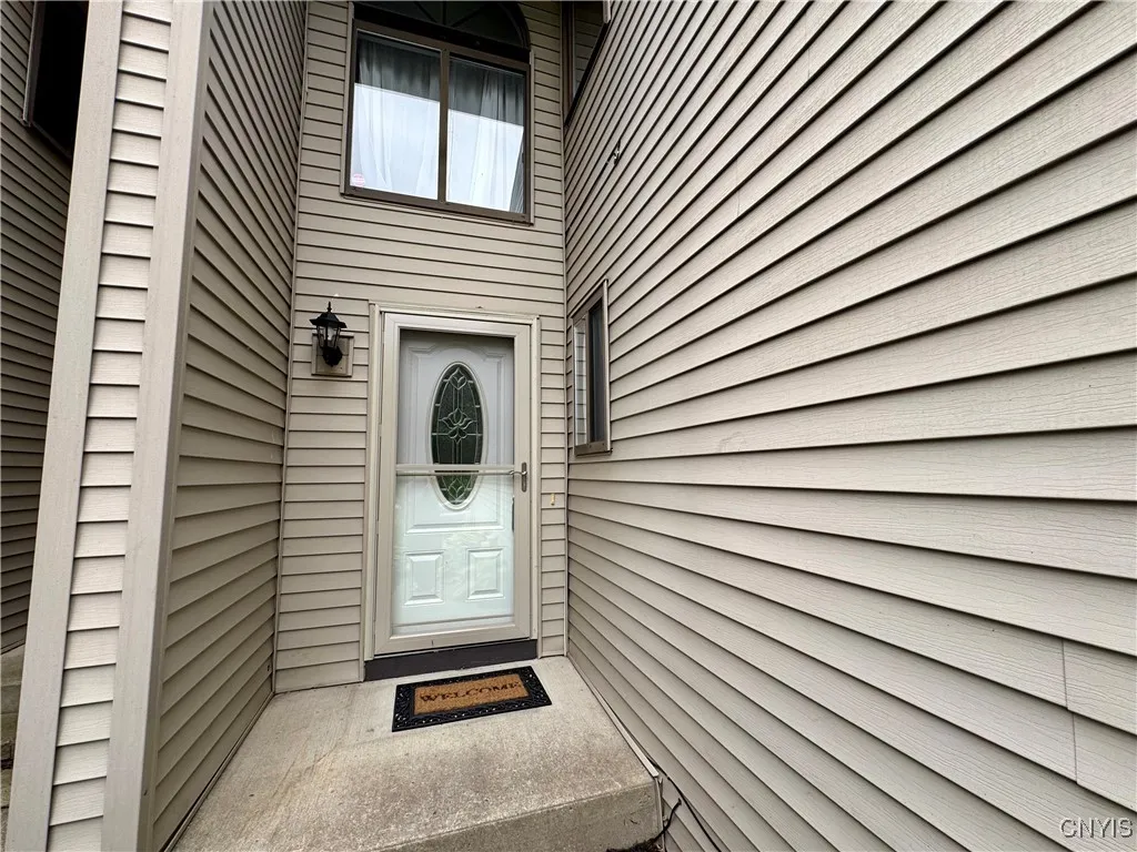 8434 Bubbling Springs Drive, Clay, New York 13027, Clay, New York 13027, 2 Bedrooms Bedrooms, 6 Rooms Rooms,1 BathroomBathrooms,Residential Lease,Closed,8434 Bubbling Springs Drive, Clay, New York 13027,S1614724