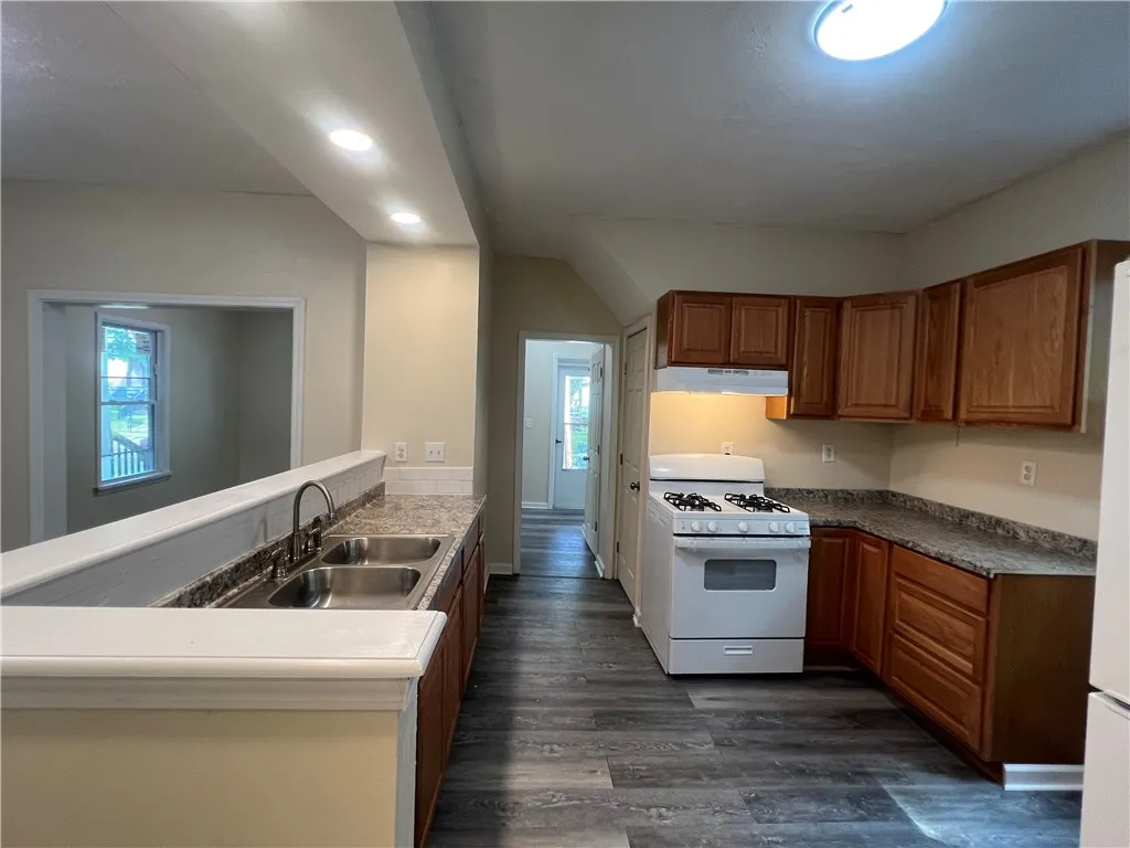 67 Locust St, Rochester, New York 14608, Rochester, New York 14608, 3 Bedrooms Bedrooms, 8 Rooms Rooms,1 BathroomBathrooms,Residential,Closed,67 Locust St, Rochester, New York 14608,0,R1614996