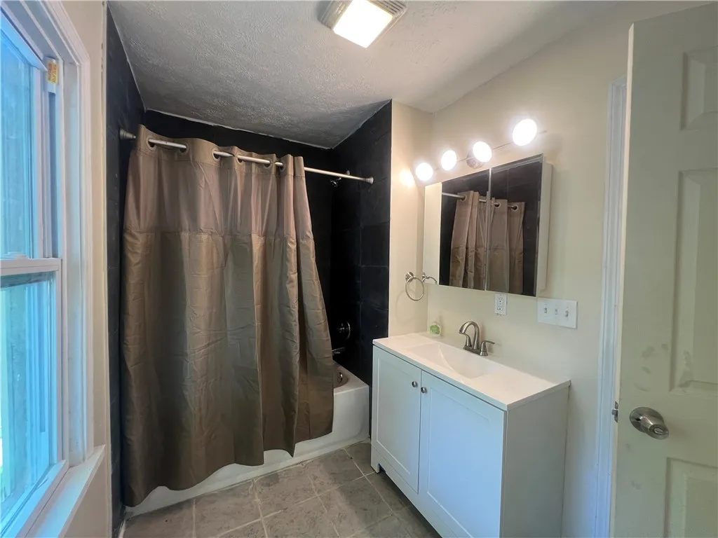 67 Locust St, Rochester, New York 14608, Rochester, New York 14608, 3 Bedrooms Bedrooms, 8 Rooms Rooms,1 BathroomBathrooms,Residential,Closed,67 Locust St, Rochester, New York 14608,0,R1614996