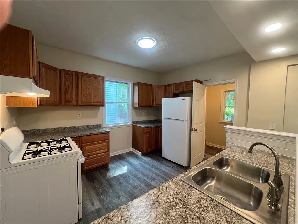 67 Locust St, Rochester, New York 14608, Rochester, New York 14608, 3 Bedrooms Bedrooms, 8 Rooms Rooms,1 BathroomBathrooms,Residential,Closed,67 Locust St, Rochester, New York 14608,0,R1614996