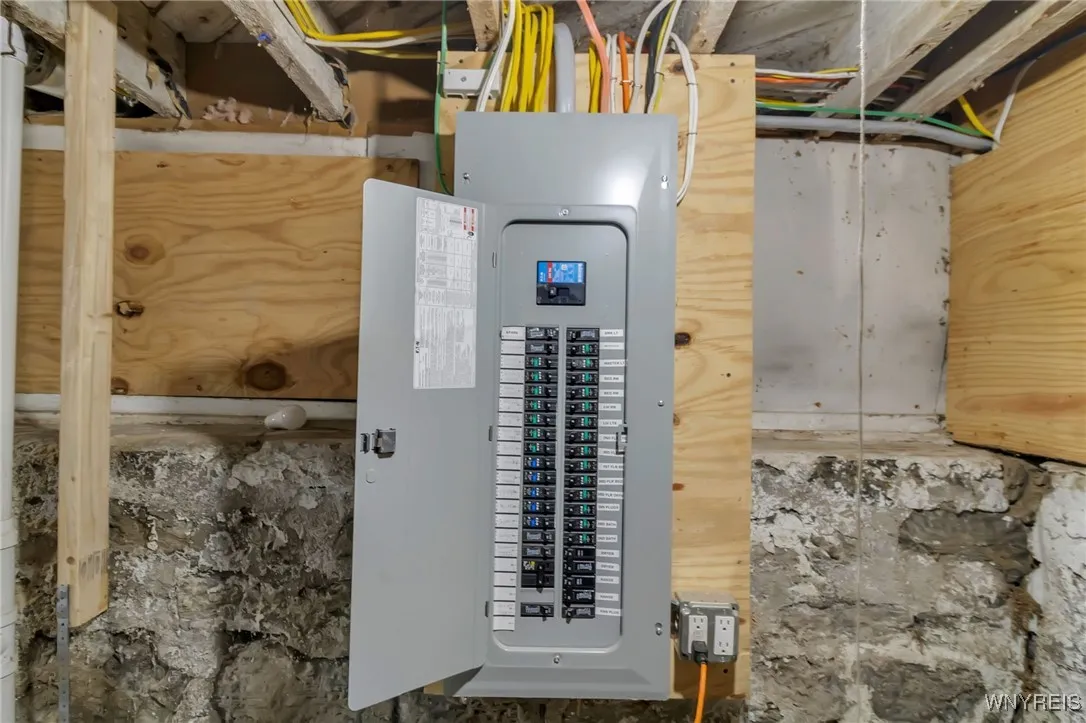 64 Sagamore - Electric