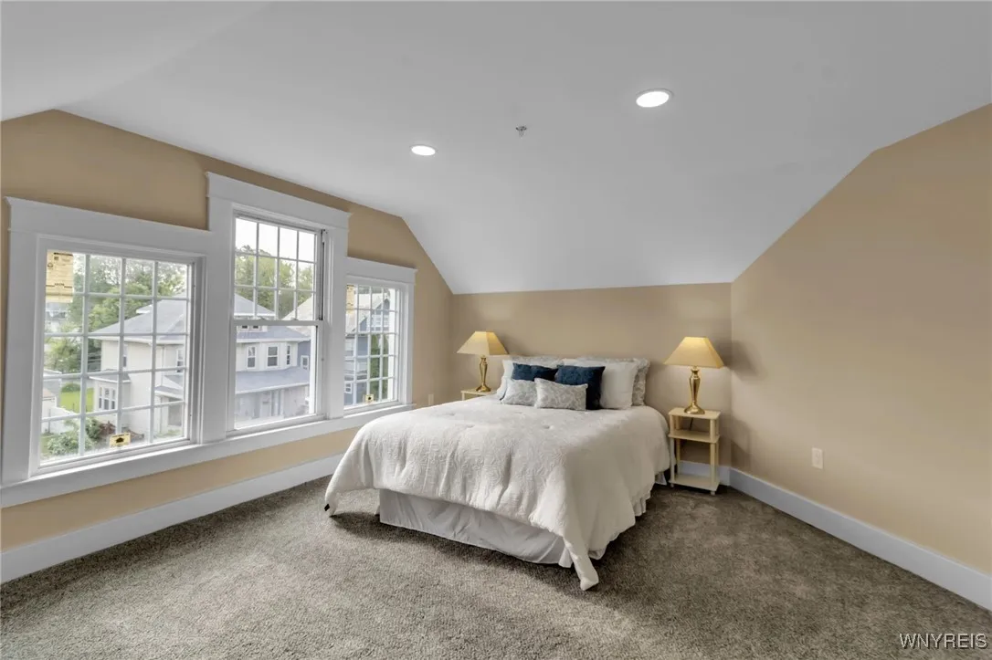 64 Sagamore - Bedroom #4 w/ walk-in closet (3rd Floor)