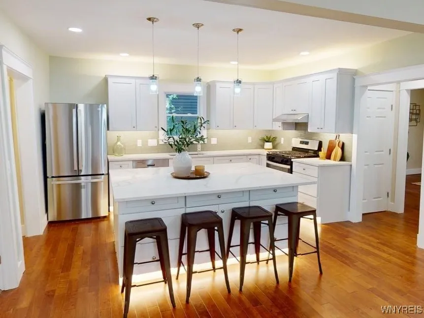 64 Sagamore - Kitchen