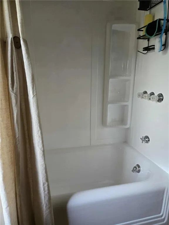 81 Main Street, Otego, New York 13825, Otego, New York 13825, 3 Bedrooms Bedrooms, 6 Rooms Rooms,1 BathroomBathrooms,Residential,Closed,81 Main Street, Otego, New York 13825,0,R1615005