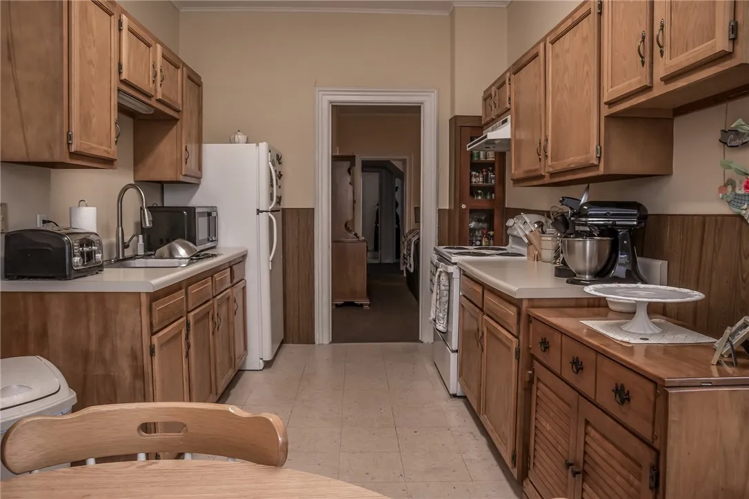 21 Washington Street, Greene, New York 13778, Greene, New York 13778, 6 Bedrooms Bedrooms, ,4 BathroomsBathrooms,Residential,For Sale,21 Washington Street, Greene, New York 13778,R1615156