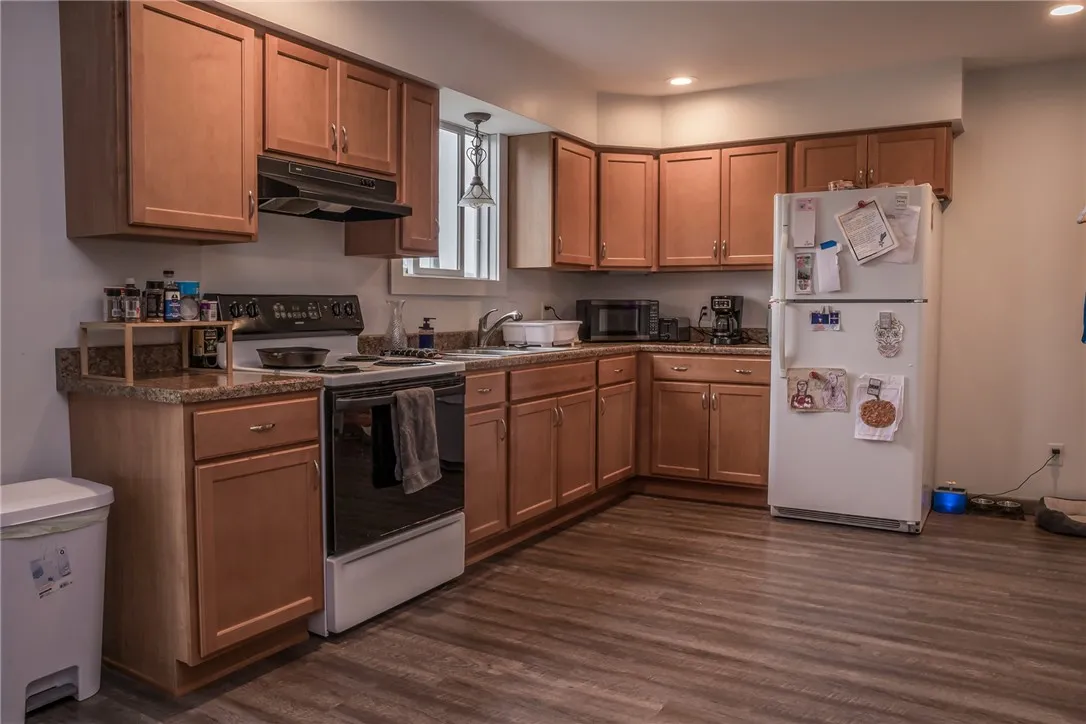 21 Washington Street, Greene, New York 13778, Greene, New York 13778, 6 Bedrooms Bedrooms, ,4 BathroomsBathrooms,Residential,For Sale,21 Washington Street, Greene, New York 13778,R1615156