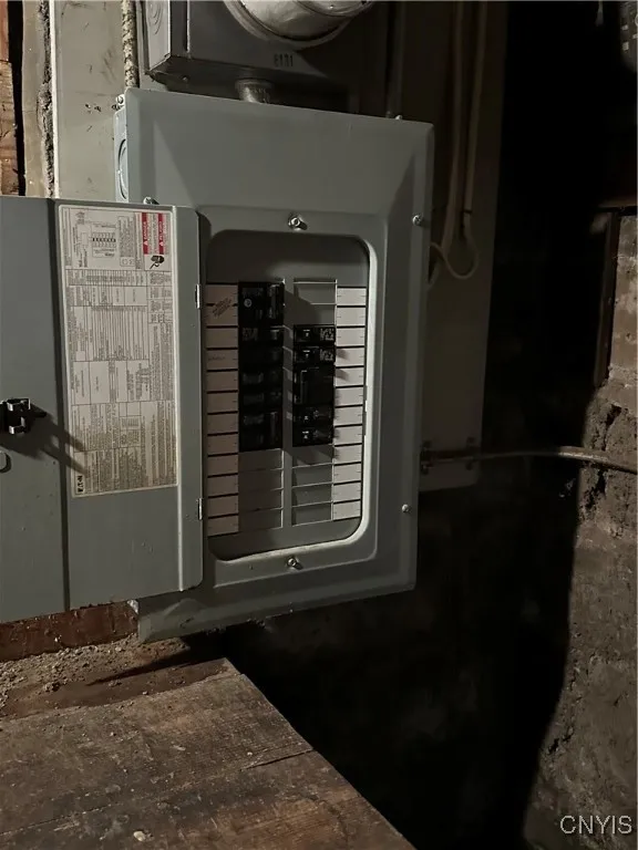 522 Craig Street, Syracuse, New York 13208, Syracuse, New York 13208, 2 Bedrooms Bedrooms, 7 Rooms Rooms,2 BathroomsBathrooms,Residential,Closed,522 Craig Street, Syracuse, New York 13208,0,S1614506