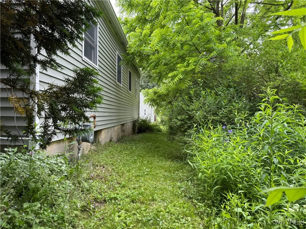 11052 S. Lake Road, Pavilion, New York 14525, Pavilion, New York 14525, 3 Bedrooms Bedrooms, 7 Rooms Rooms,1 BathroomBathrooms,Residential,Closed,11052 S. Lake Road, Pavilion, New York 14525,0,B1615053