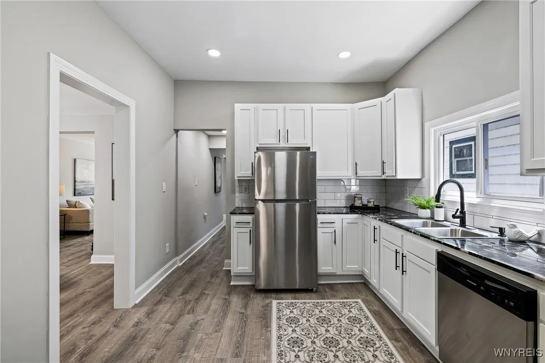 362 West Delavan Avenue N, Buffalo, New York 14213, Buffalo, New York 14213, 5 Bedrooms Bedrooms, 9 Rooms Rooms,1 BathroomBathrooms,Residential,Closed,362 West Delavan Avenue N, Buffalo, New York 14213,B1614501