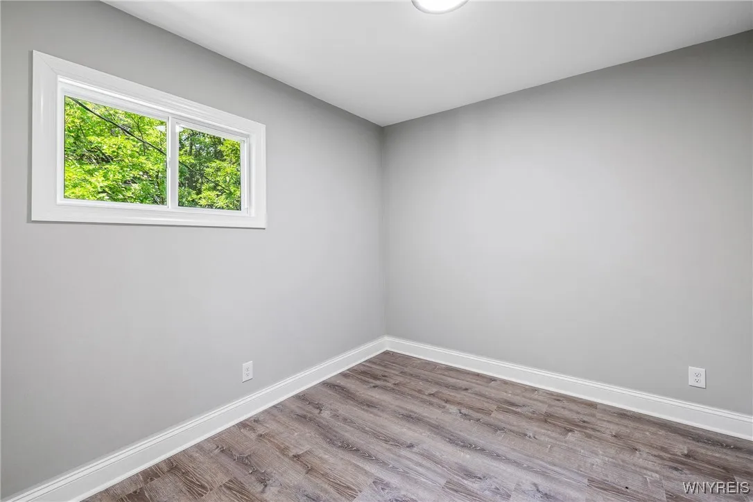 362 West Delavan Avenue N, Buffalo, New York 14213, Buffalo, New York 14213, 5 Bedrooms Bedrooms, 9 Rooms Rooms,1 BathroomBathrooms,Residential,Closed,362 West Delavan Avenue N, Buffalo, New York 14213,B1614501
