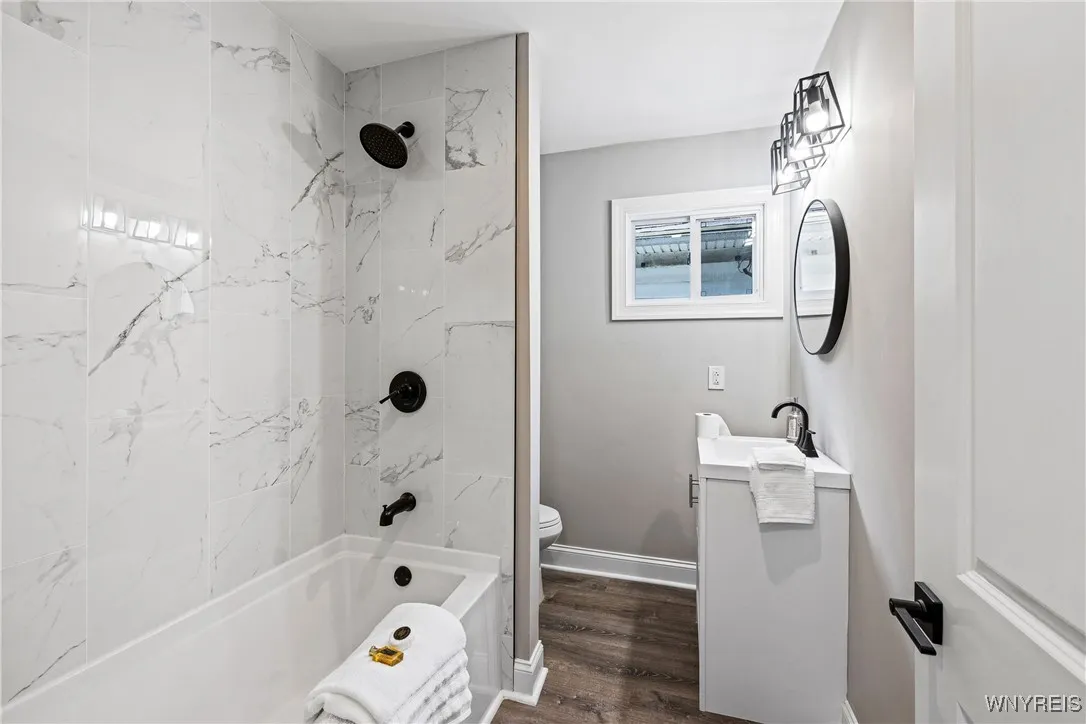 362 West Delavan Avenue N, Buffalo, New York 14213, Buffalo, New York 14213, 5 Bedrooms Bedrooms, 9 Rooms Rooms,1 BathroomBathrooms,Residential,Closed,362 West Delavan Avenue N, Buffalo, New York 14213,B1614501