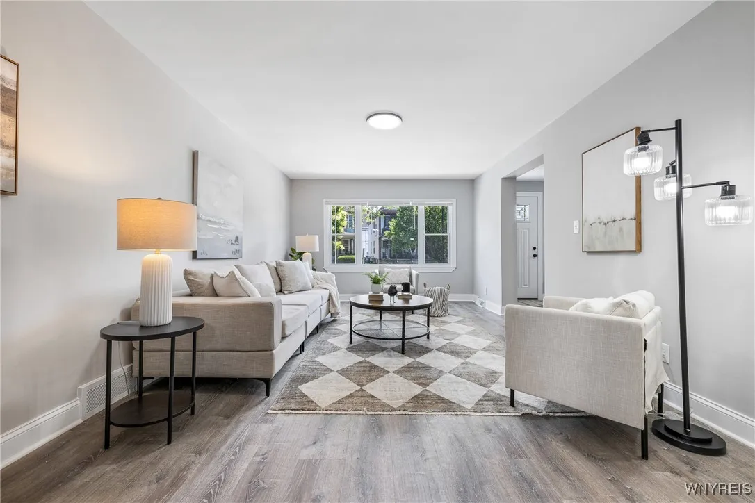 362 West Delavan Avenue N, Buffalo, New York 14213, Buffalo, New York 14213, 5 Bedrooms Bedrooms, 9 Rooms Rooms,1 BathroomBathrooms,Residential,Closed,362 West Delavan Avenue N, Buffalo, New York 14213,B1614501