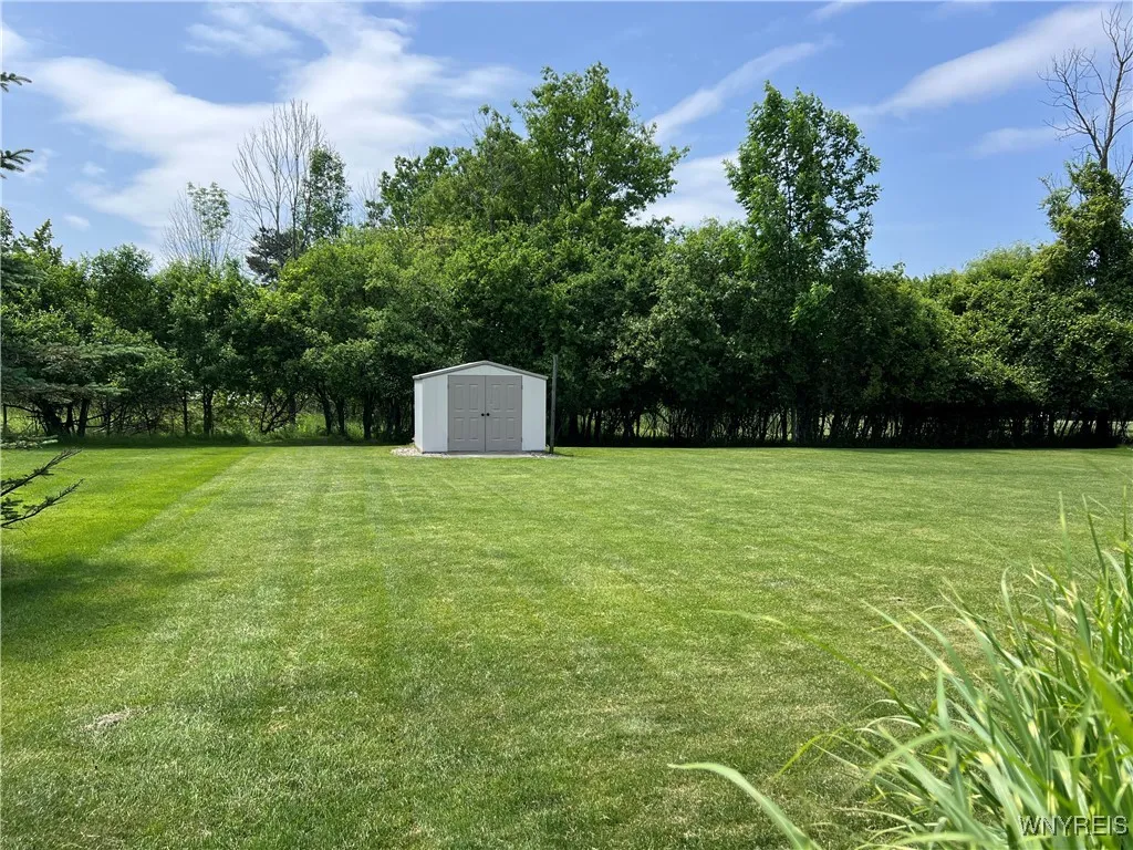 67 Nina Terrace, West Seneca, New York 14224, West Seneca, New York 14224, 4 Bedrooms Bedrooms, 9 Rooms Rooms,2 BathroomsBathrooms,Residential,Closed,67 Nina Terrace, West Seneca, New York 14224,B1615170