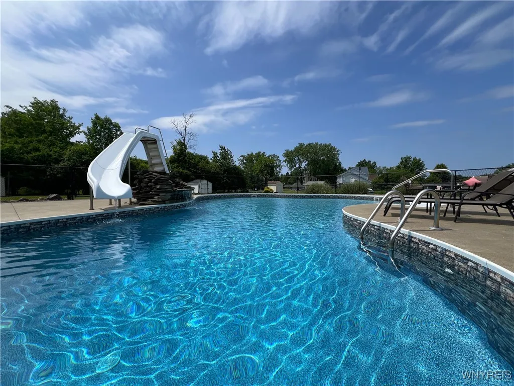 67 Nina Terrace, West Seneca, New York 14224, West Seneca, New York 14224, 4 Bedrooms Bedrooms, 9 Rooms Rooms,2 BathroomsBathrooms,Residential,Closed,67 Nina Terrace, West Seneca, New York 14224,B1615170