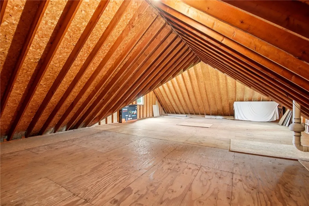 Bonus space above garage