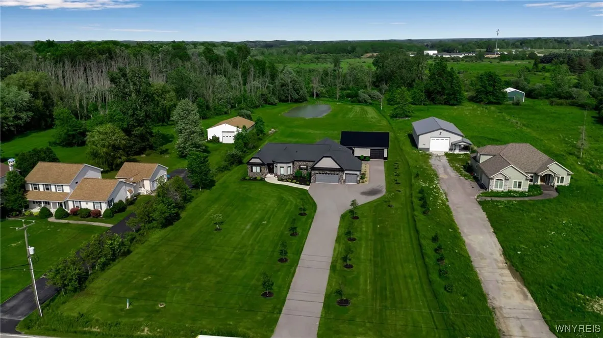 5815 Newhouse Road, Clarence, New York 14051, Clarence, New York 14051, 4 Bedrooms Bedrooms, 9 Rooms Rooms,4 BathroomsBathrooms,Residential,For Sale,5815 Newhouse Road, Clarence, New York 14051,B1614969
