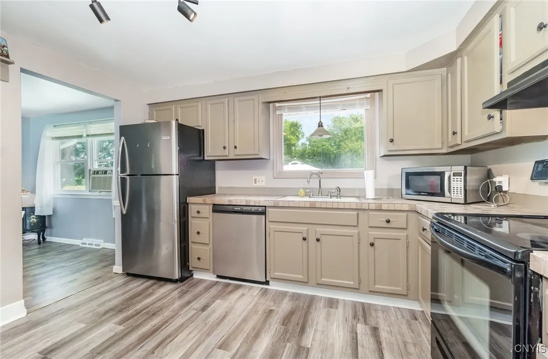 7042 Forbes Road, Lenox, New York 13032, Lenox, New York 13032, 3 Bedrooms Bedrooms, 8 Rooms Rooms,1 BathroomBathrooms,Residential,For Sale,7042 Forbes Road, Lenox, New York 13032,S1614233
