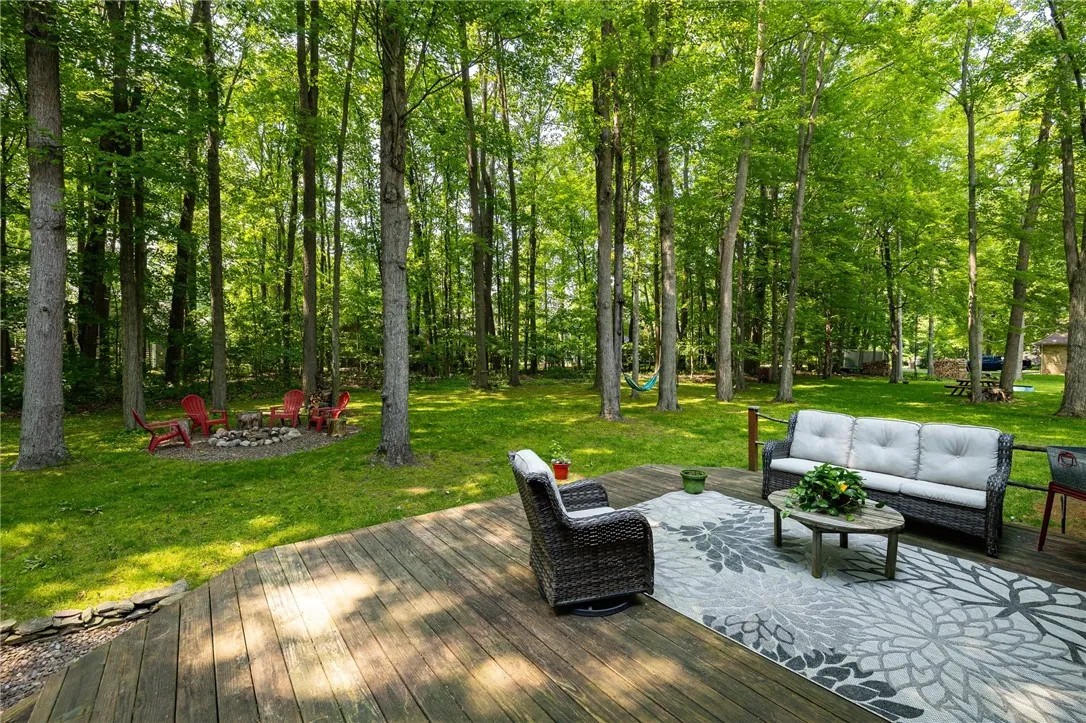 679 Galleon Drive, Webster, New York 14580, Webster, New York 14580, 4 Bedrooms Bedrooms, 9 Rooms Rooms,2 BathroomsBathrooms,Residential,Closed,679 Galleon Drive, Webster, New York 14580,0,R1615235