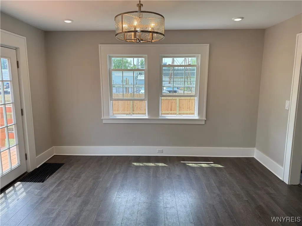 17 Orchard Avenue, Evans, New York 14006, Evans, New York 14006, 3 Bedrooms Bedrooms, 8 Rooms Rooms,1 BathroomBathrooms,Residential,Closed,17 Orchard Avenue, Evans, New York 14006,B1614936