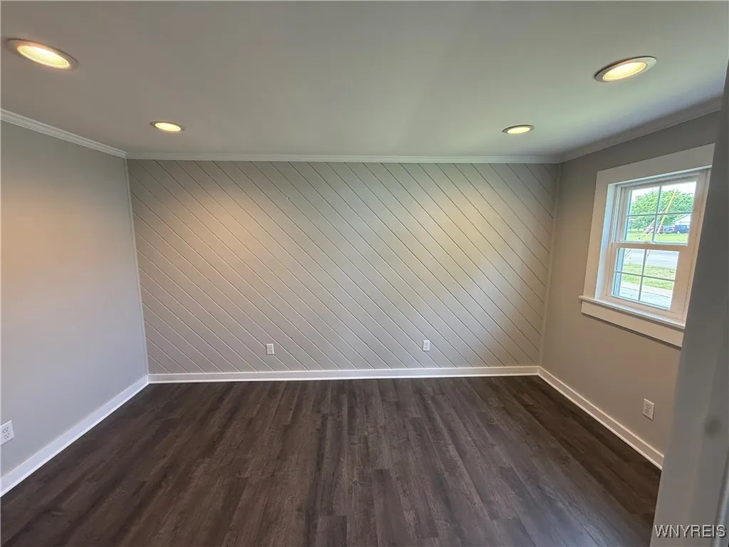 17 Orchard Avenue, Evans, New York 14006, Evans, New York 14006, 3 Bedrooms Bedrooms, 8 Rooms Rooms,1 BathroomBathrooms,Residential,Closed,17 Orchard Avenue, Evans, New York 14006,B1614936
