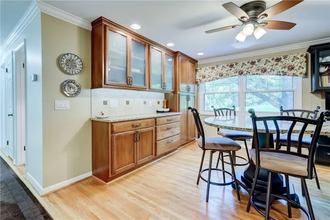 54 Round Trail Drive, Pittsford, New York 14534, Pittsford, New York 14534, 6 Bedrooms Bedrooms, 10 Rooms Rooms,3 BathroomsBathrooms,Residential,Closed,54 Round Trail Drive, Pittsford, New York 14534,R1614923