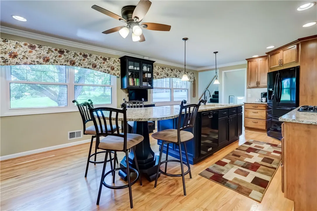 54 Round Trail Drive, Pittsford, New York 14534, Pittsford, New York 14534, 6 Bedrooms Bedrooms, 10 Rooms Rooms,3 BathroomsBathrooms,Residential,Closed,54 Round Trail Drive, Pittsford, New York 14534,R1614923