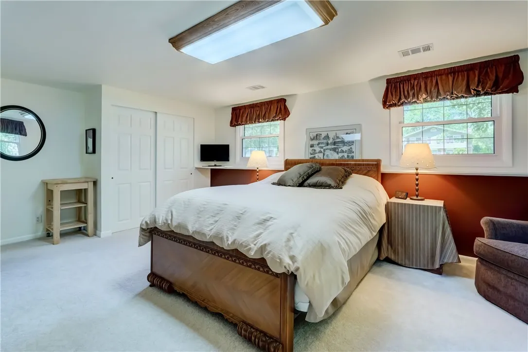 54 Round Trail Drive, Pittsford, New York 14534, Pittsford, New York 14534, 6 Bedrooms Bedrooms, 10 Rooms Rooms,3 BathroomsBathrooms,Residential,Closed,54 Round Trail Drive, Pittsford, New York 14534,R1614923
