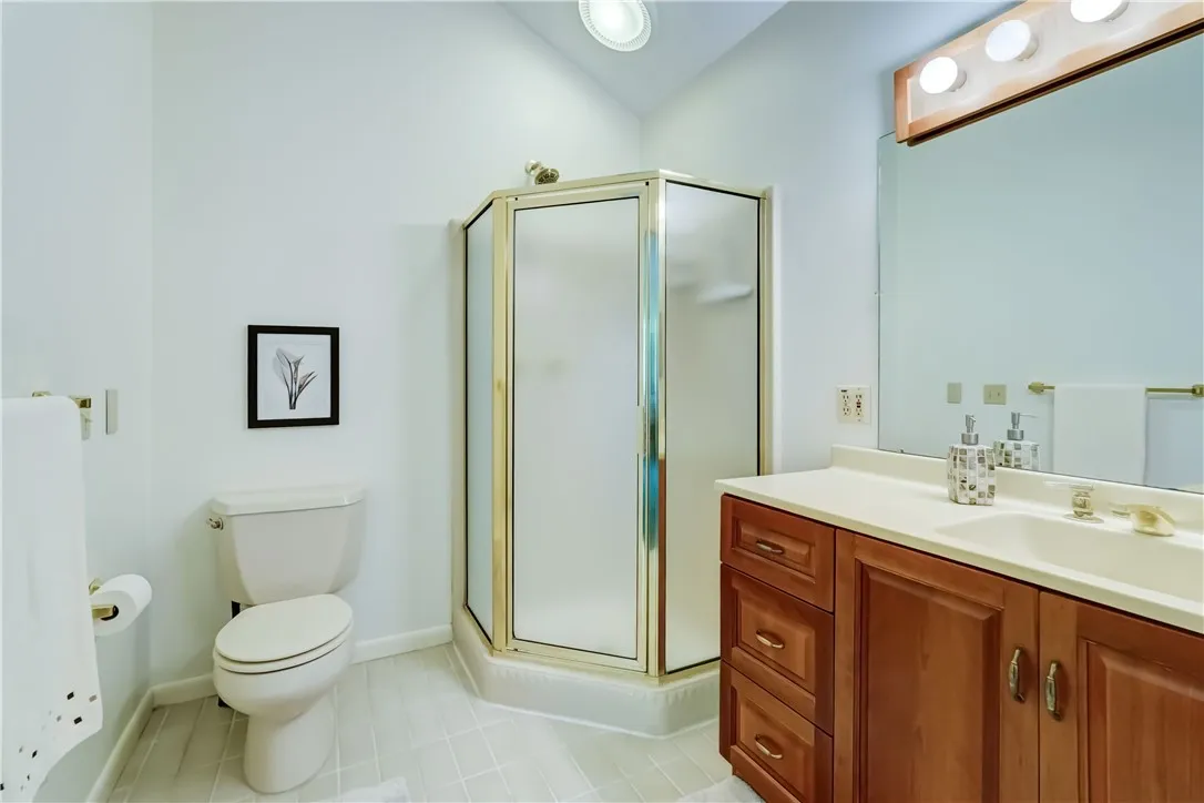 54 Round Trail Drive, Pittsford, New York 14534, Pittsford, New York 14534, 6 Bedrooms Bedrooms, 10 Rooms Rooms,3 BathroomsBathrooms,Residential,Closed,54 Round Trail Drive, Pittsford, New York 14534,R1614923