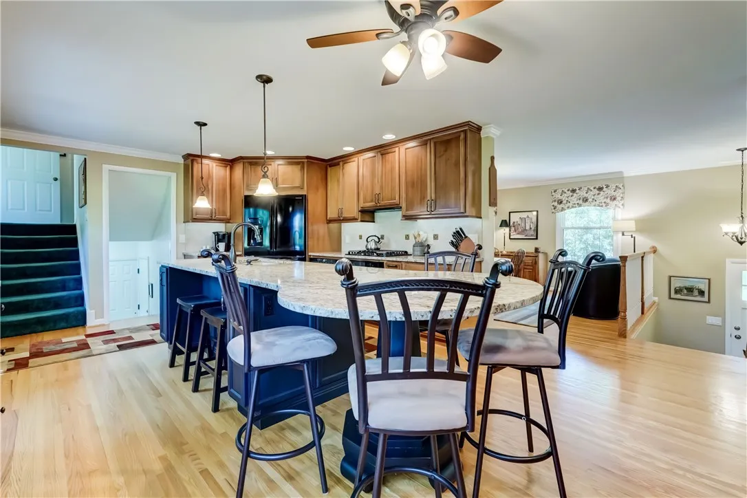 54 Round Trail Drive, Pittsford, New York 14534, Pittsford, New York 14534, 6 Bedrooms Bedrooms, 10 Rooms Rooms,3 BathroomsBathrooms,Residential,Closed,54 Round Trail Drive, Pittsford, New York 14534,R1614923
