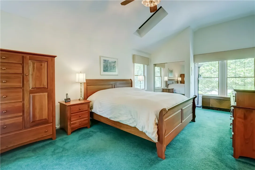 54 Round Trail Drive, Pittsford, New York 14534, Pittsford, New York 14534, 6 Bedrooms Bedrooms, 10 Rooms Rooms,3 BathroomsBathrooms,Residential,Closed,54 Round Trail Drive, Pittsford, New York 14534,R1614923