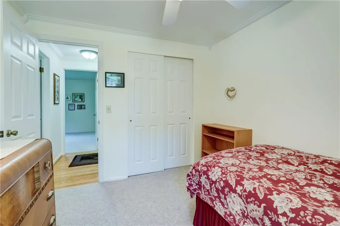 54 Round Trail Drive, Pittsford, New York 14534, Pittsford, New York 14534, 6 Bedrooms Bedrooms, 10 Rooms Rooms,3 BathroomsBathrooms,Residential,Closed,54 Round Trail Drive, Pittsford, New York 14534,R1614923