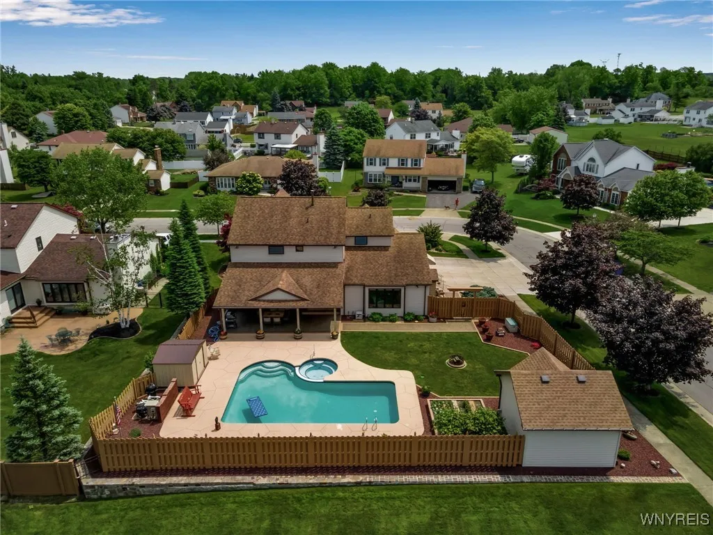 57 Brookwood Drive, West Seneca, New York 14224, West Seneca, New York 14224, 4 Bedrooms Bedrooms, 8 Rooms Rooms,2 BathroomsBathrooms,Residential,Closed,57 Brookwood Drive, West Seneca, New York 14224,B1615224