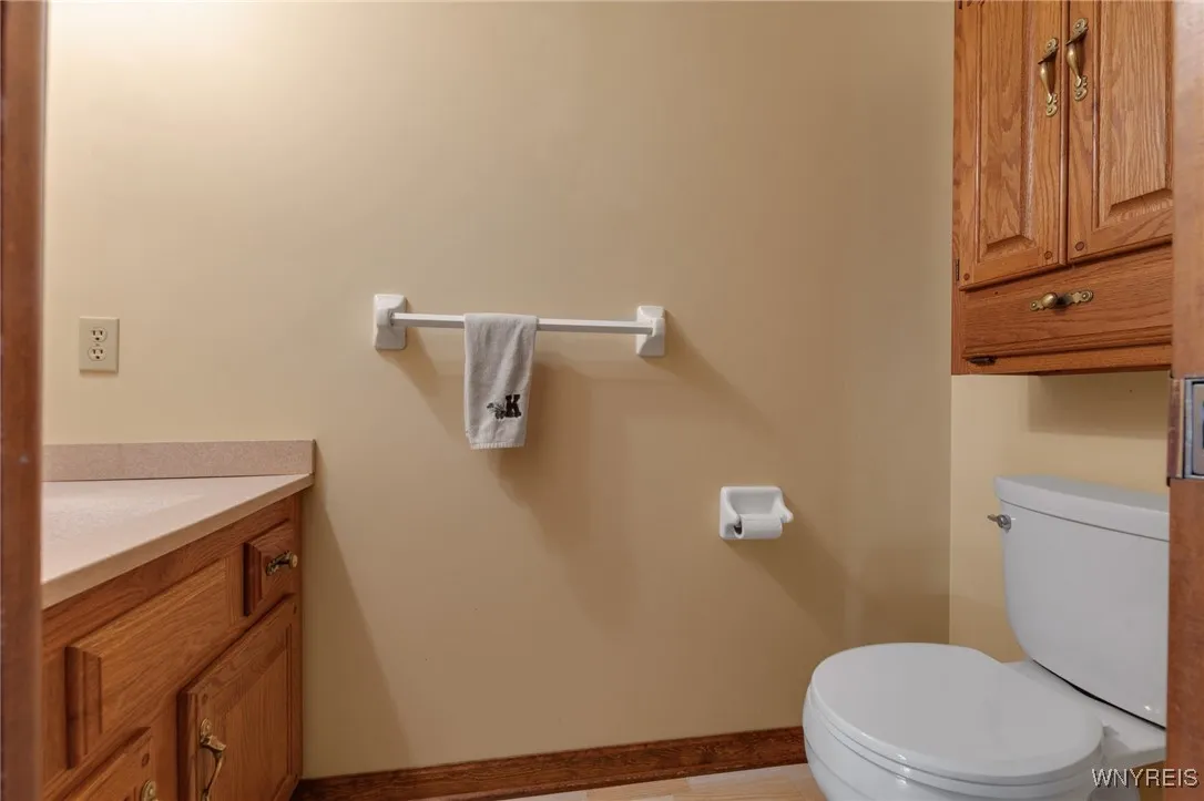 57 Brookwood Drive, West Seneca, New York 14224, West Seneca, New York 14224, 4 Bedrooms Bedrooms, 8 Rooms Rooms,2 BathroomsBathrooms,Residential,Closed,57 Brookwood Drive, West Seneca, New York 14224,B1615224